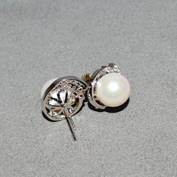 Small Studs with Pearls