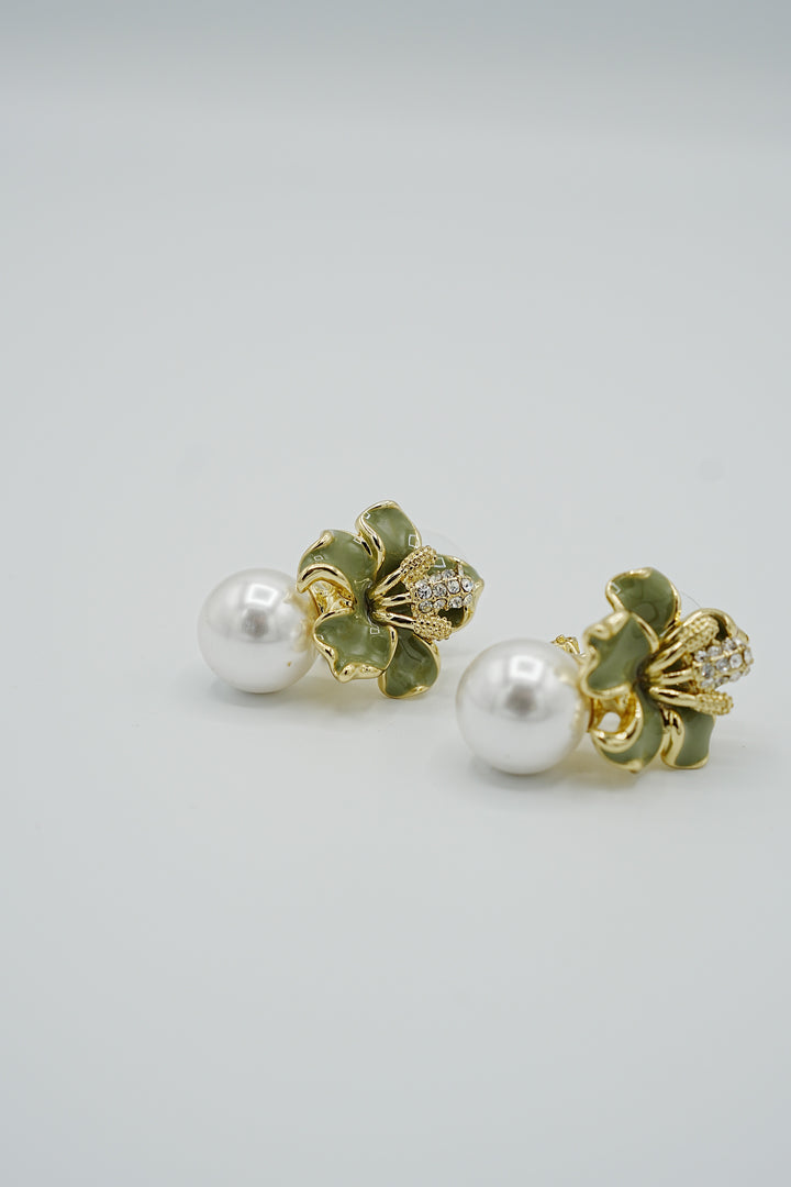Floral Pearl Studs