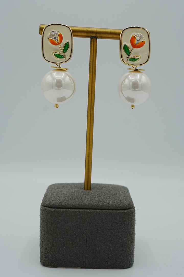 Dangling pearl