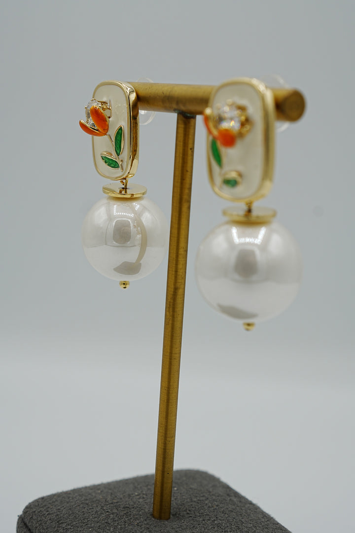 Dangling pearl
