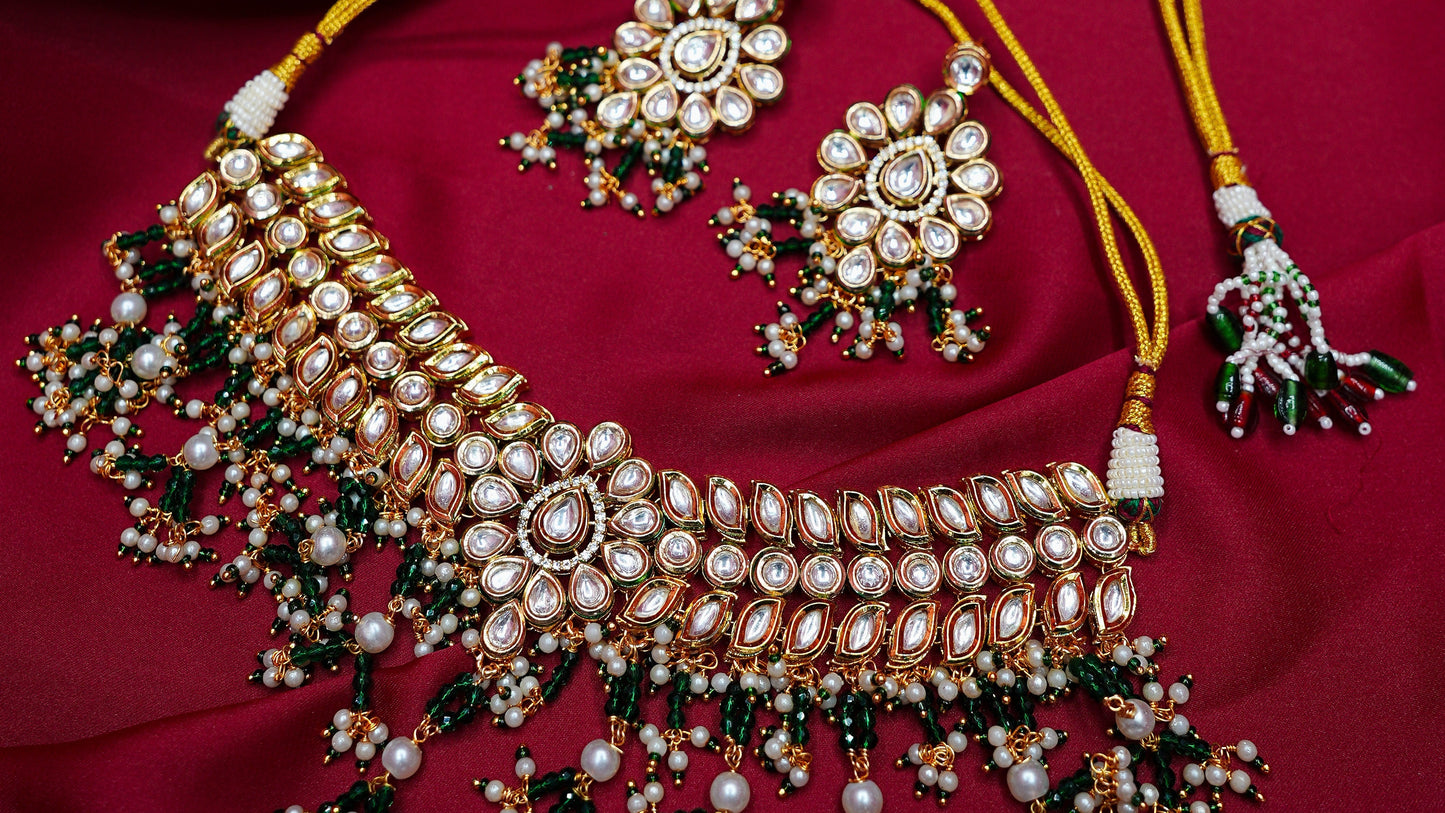Floral Necklace Set