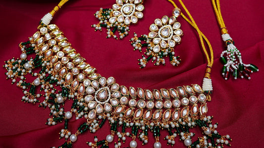 Floral Necklace Set
